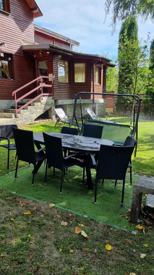 Maxx Lodge Bacău Exteriör bild