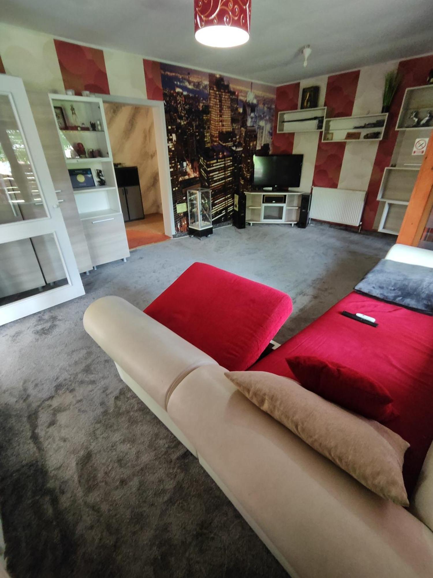 Maxx Lodge Bacău Exteriör bild